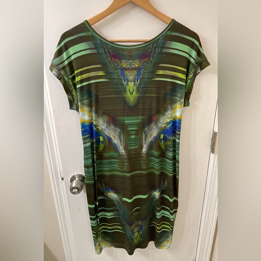 Women’s dress
